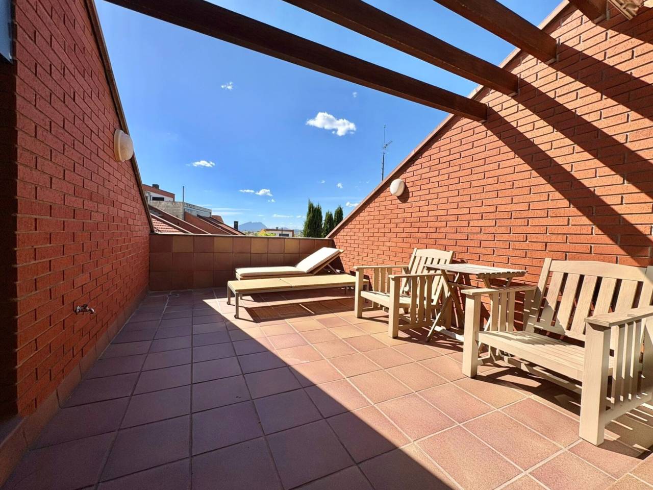 chalet-independiente en sant-cugat-del-valles · arxius 1675000.00€