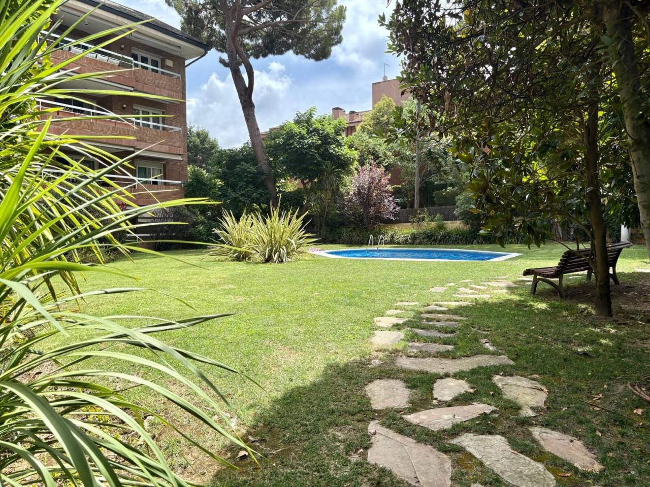 duplex en sant-cugat-del-valles · l'eixample-torreblanca 1300000.00€