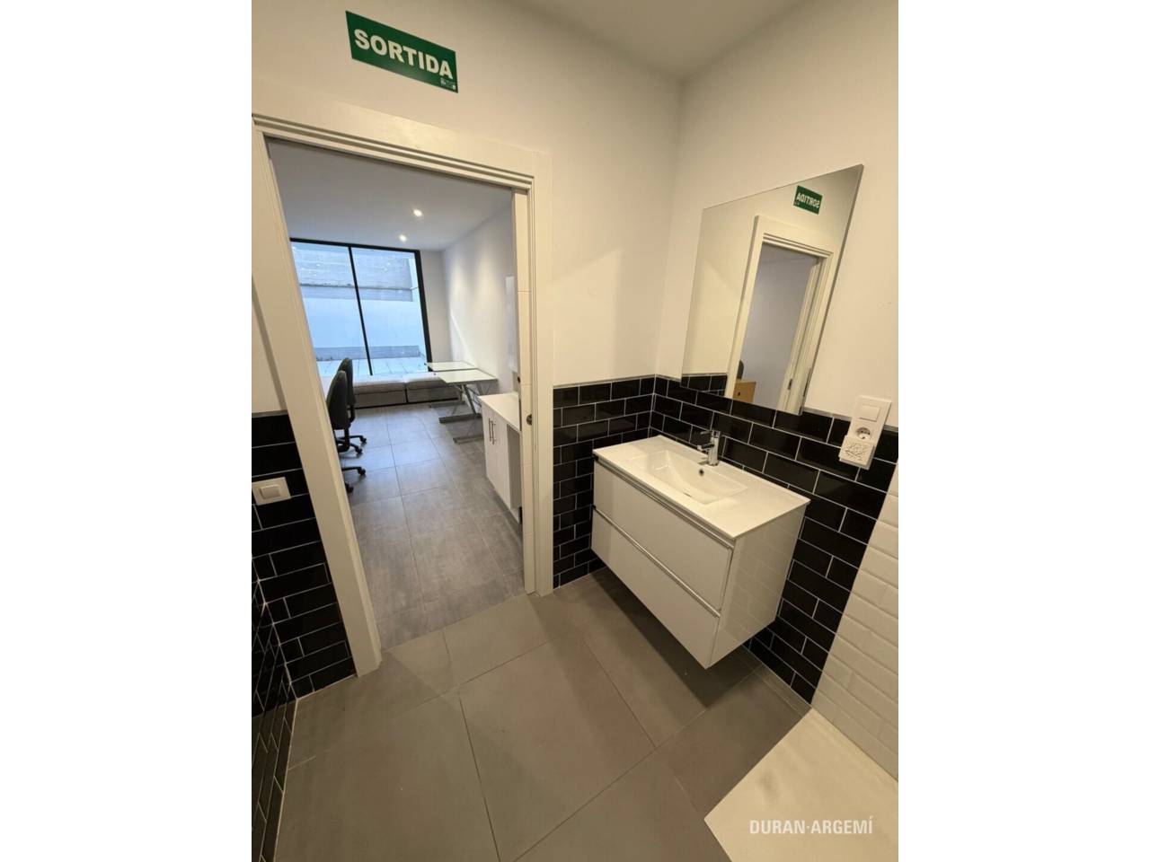 Despatx de lloguer en el Centre
