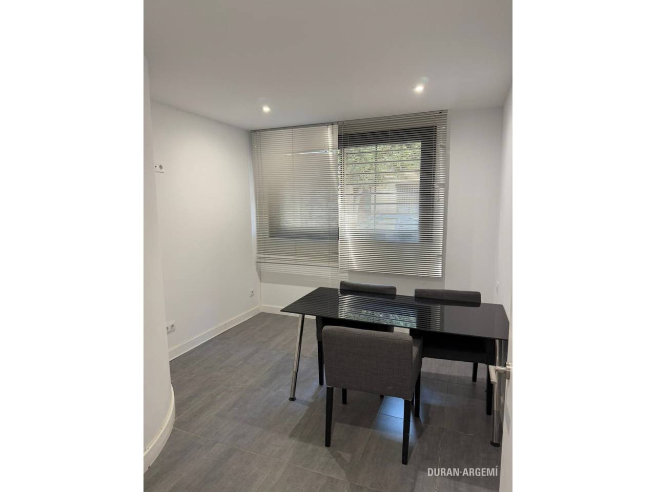 Despatx de lloguer en el Centre