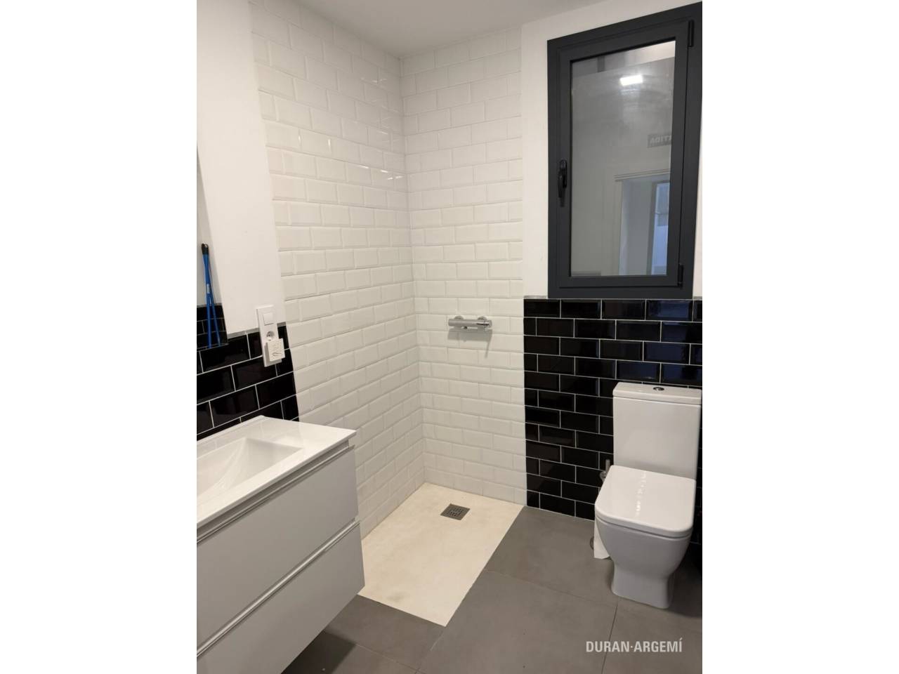 Despatx de lloguer en el Centre