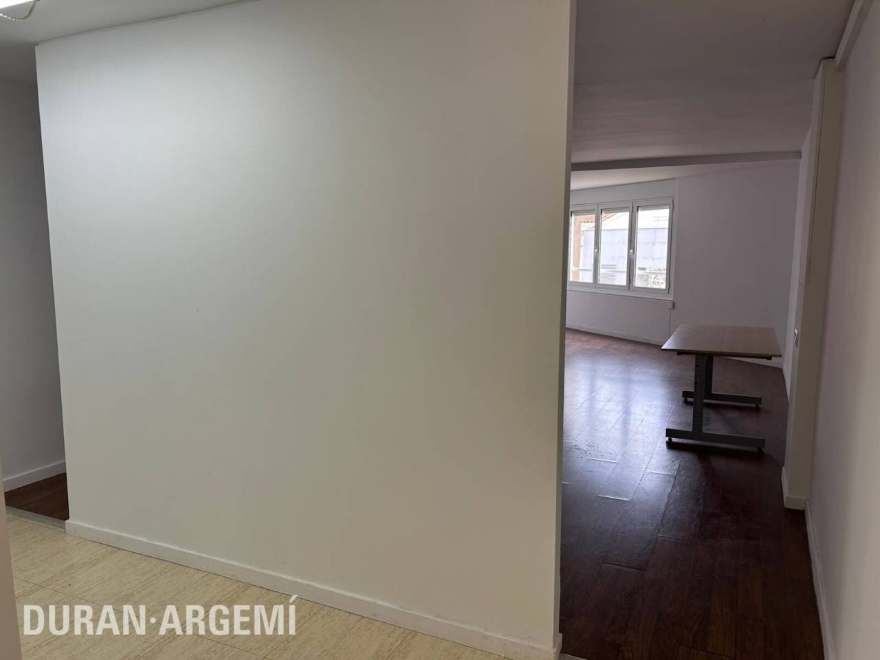 OFICINA DE LLOGUER AL CENTRE