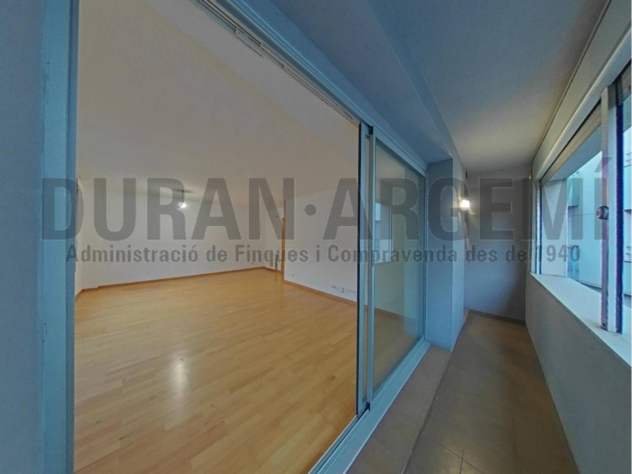  DUPLEX EN VENTA, CENTRO DE TERRASSSA 