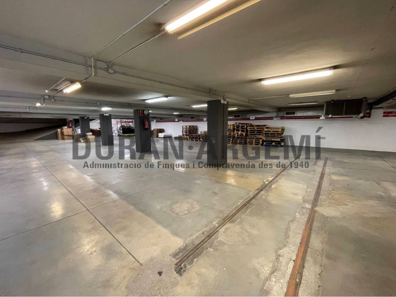 Edifici en venda a La Maurina