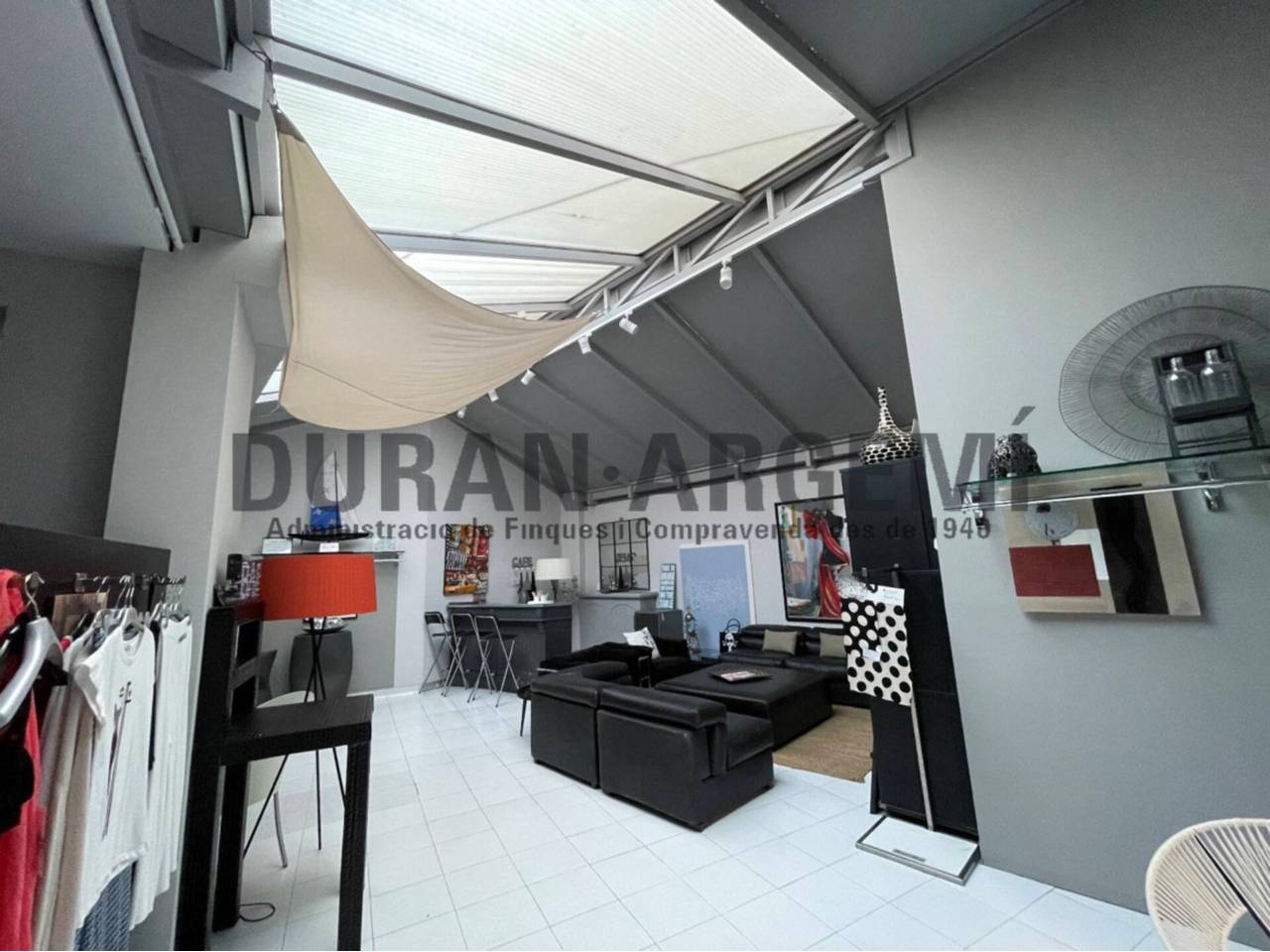 Edifici en venda a La Maurina