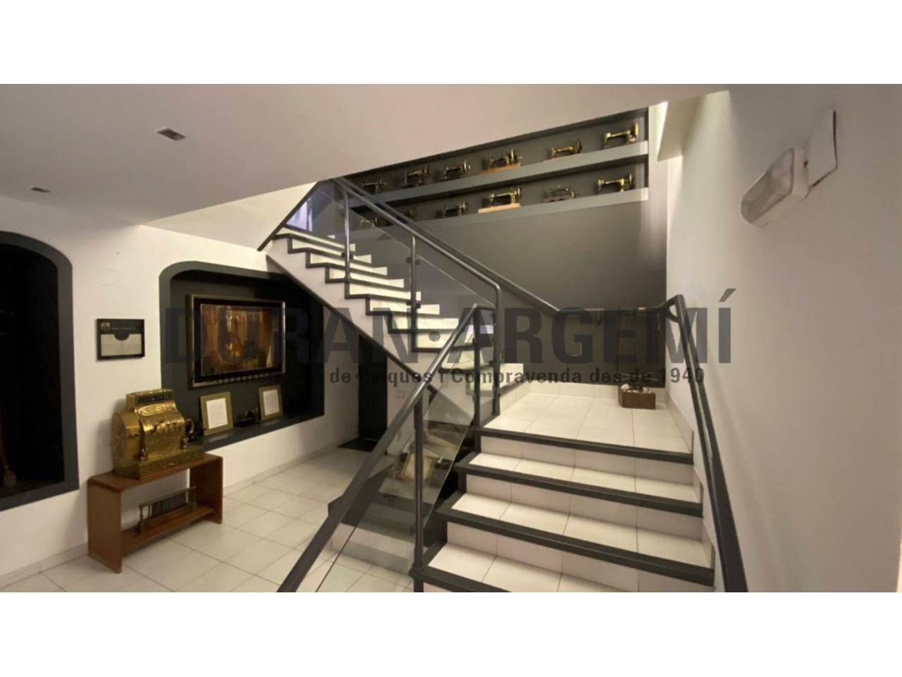 Edifici en venda a La Maurina