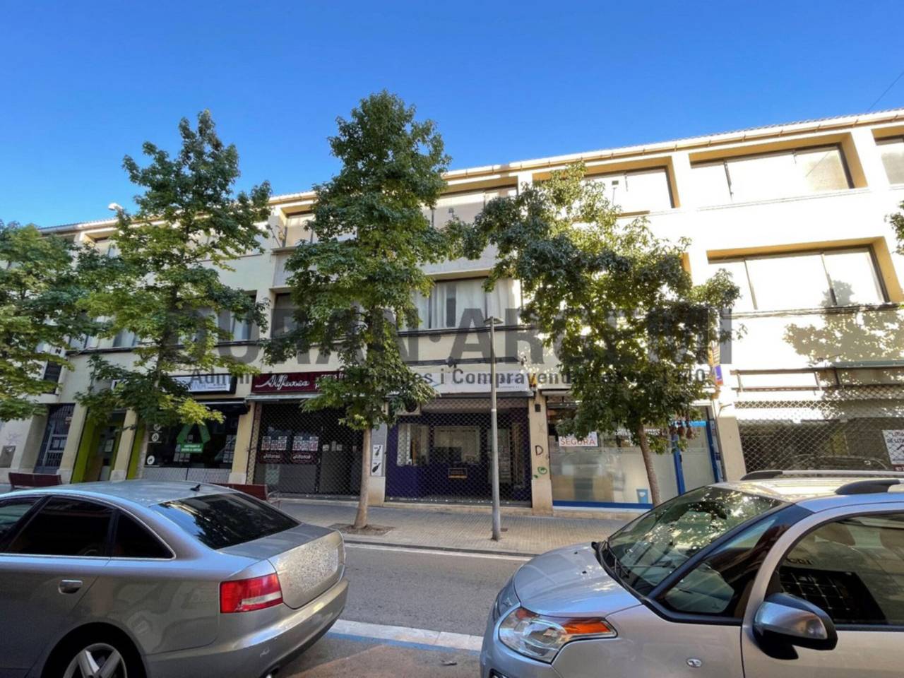 Edifici en venda a La Maurina