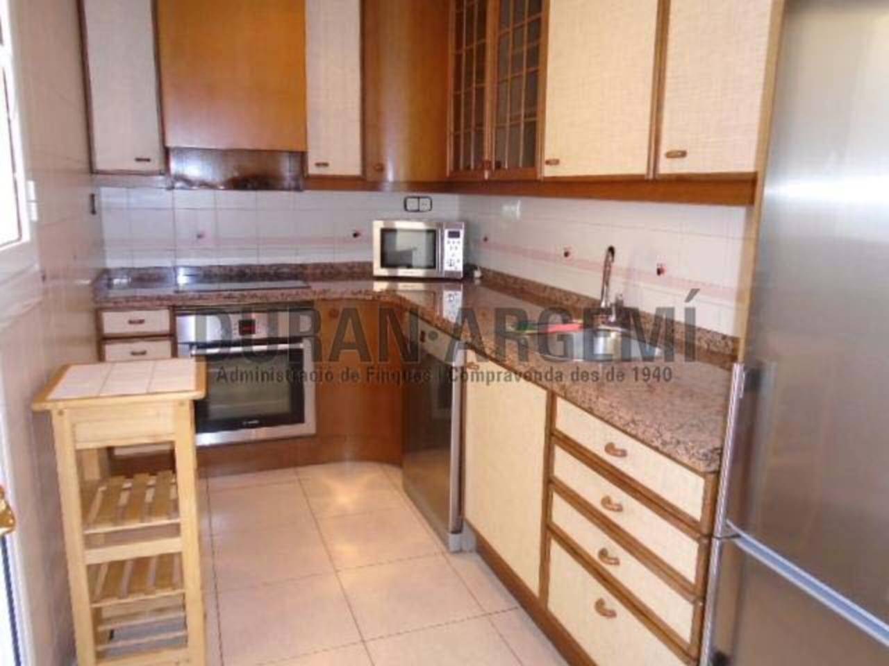 PISO EN VENTA EN POBLE NOU- ZONA OLIMPICA 