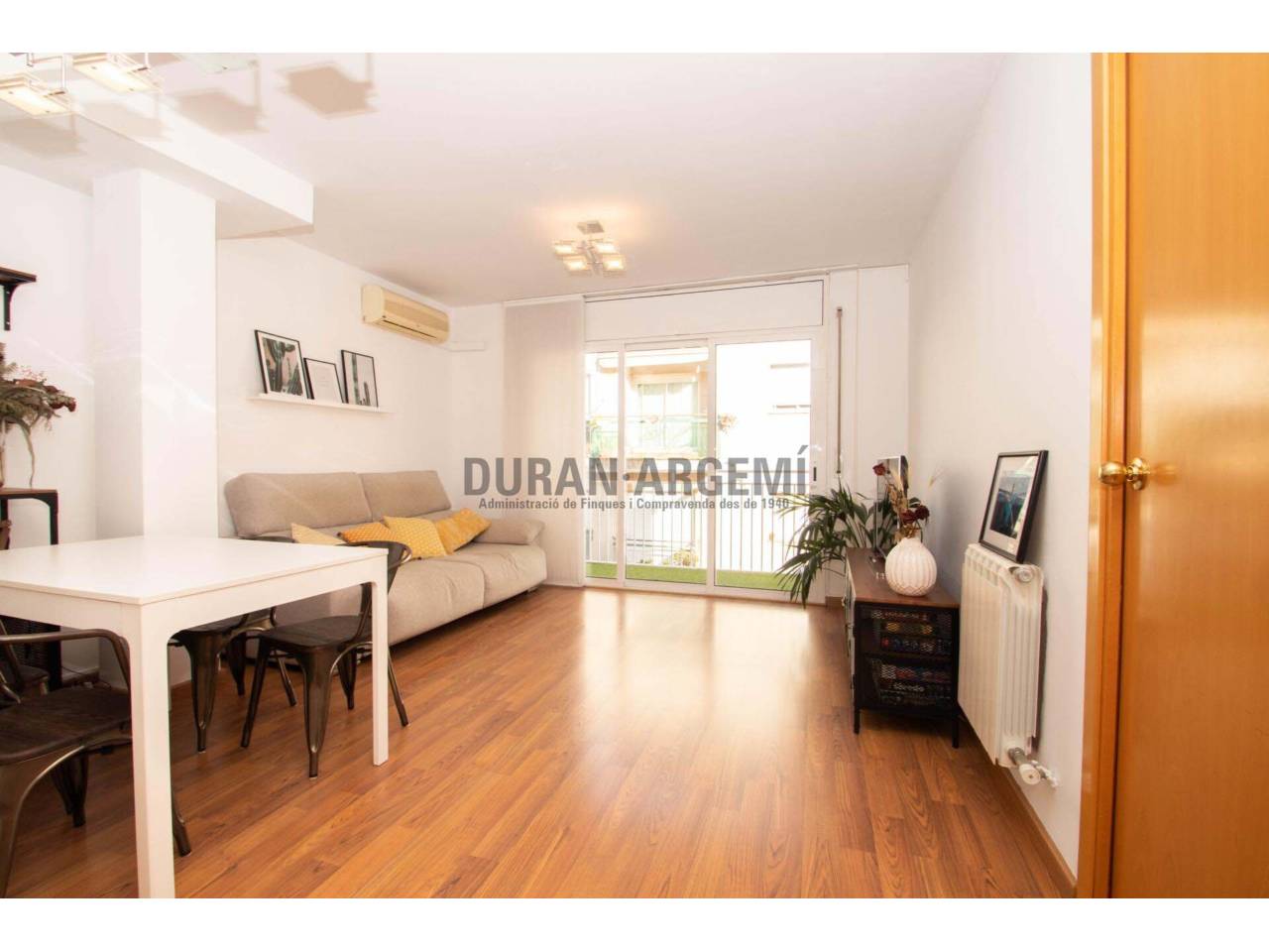 PISO EN VENTA EN EL SIGLO XX 