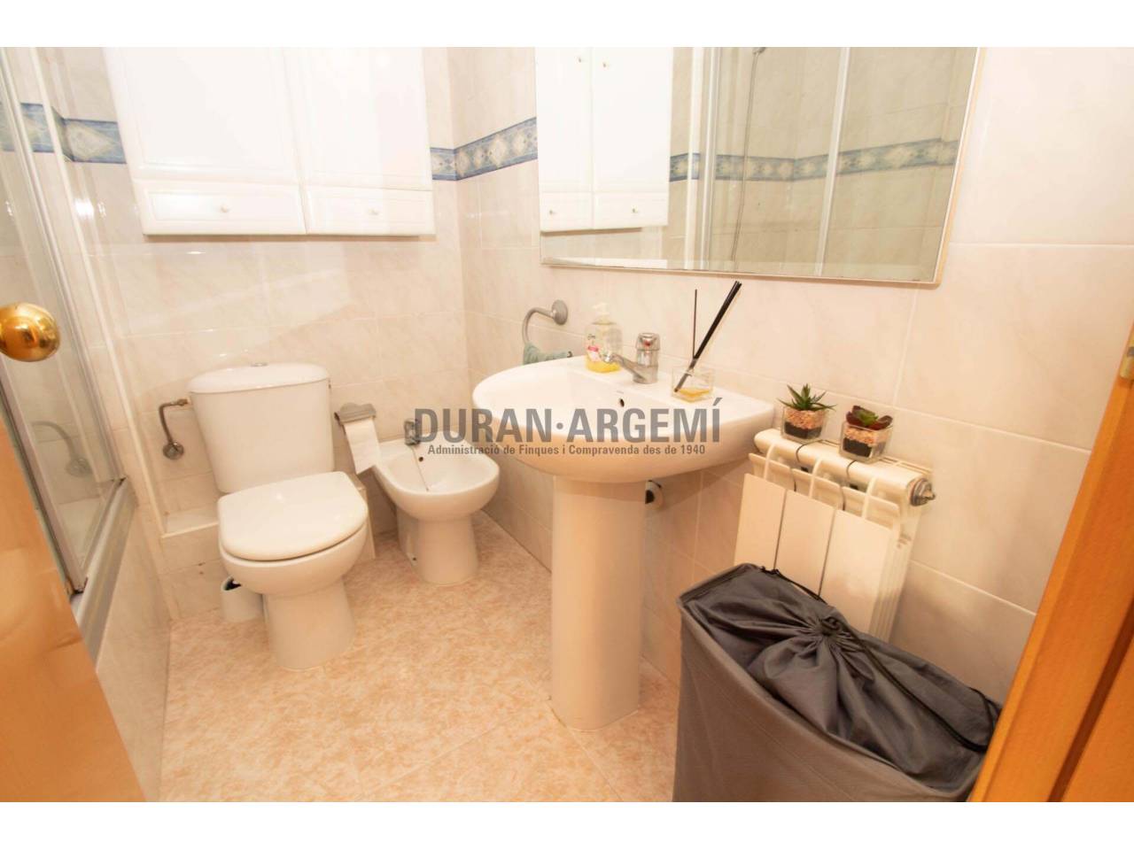 PISO EN VENTA EN EL SIGLO XX 