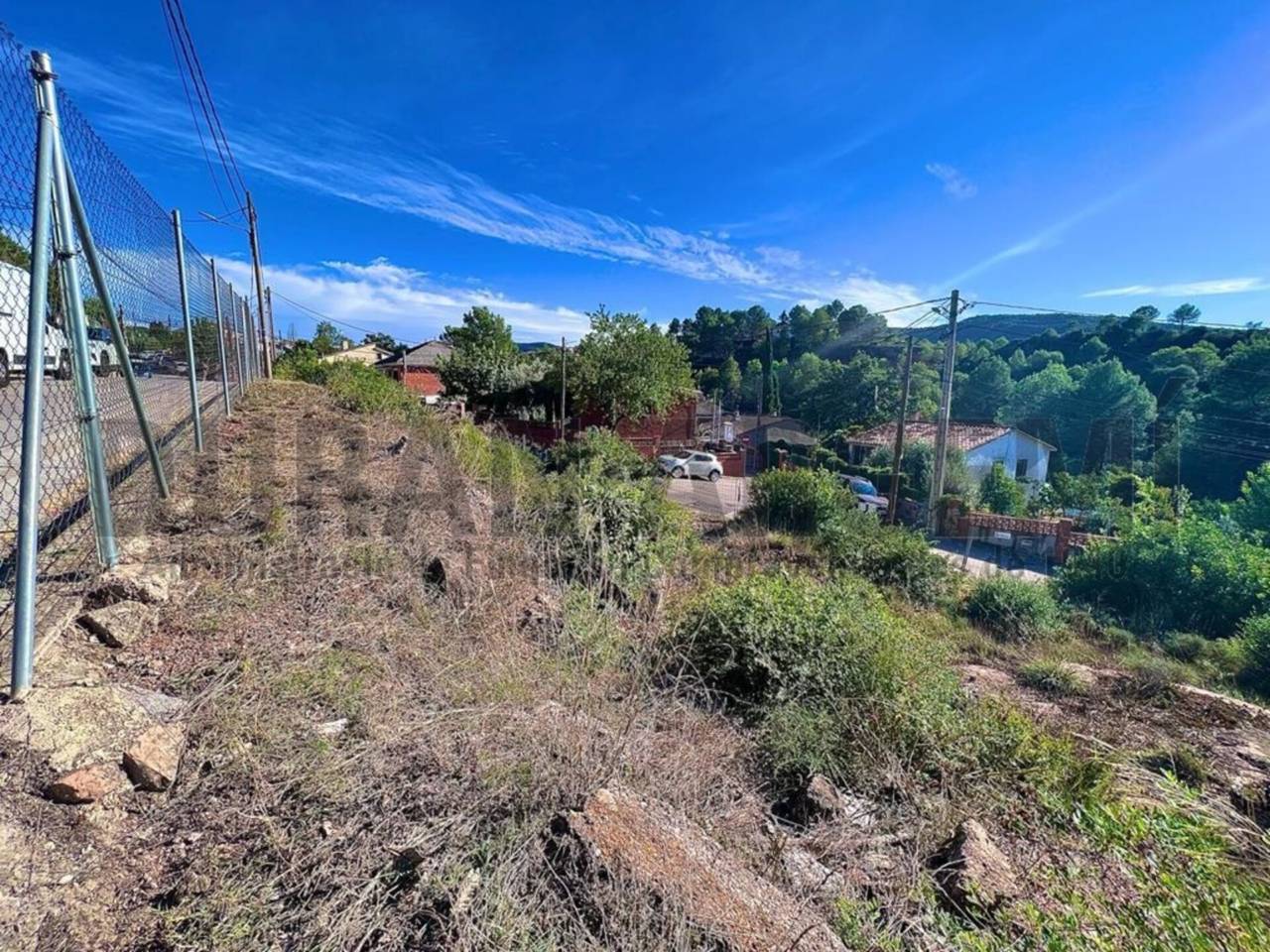 TERRENY URBANIZABLE A CAN SERRA, VACARISAS 