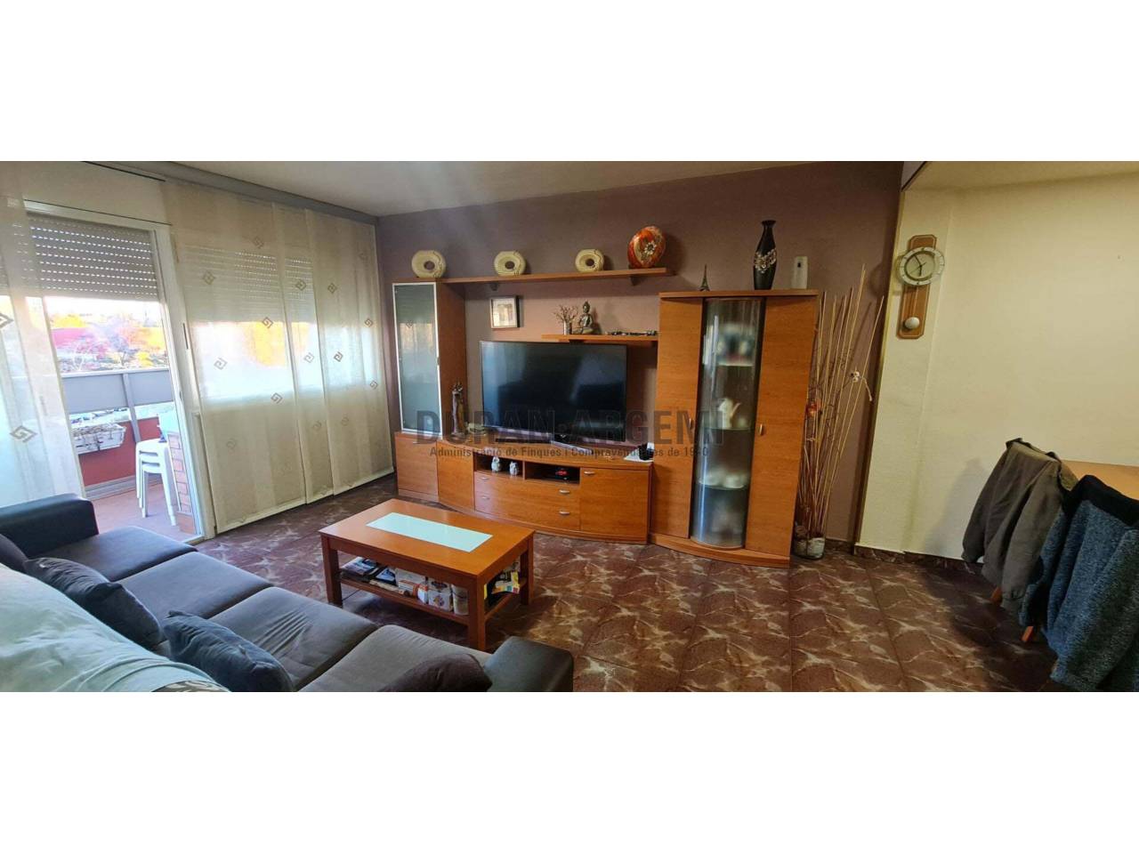 PISO DE 3 HABITACIONES A 1 MINUTO DEL PARQUE DE VALLPARADIS 