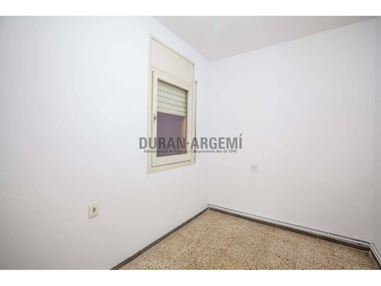 PISO CON AMPLIA TERRAZA EN ZONA CAN PALET