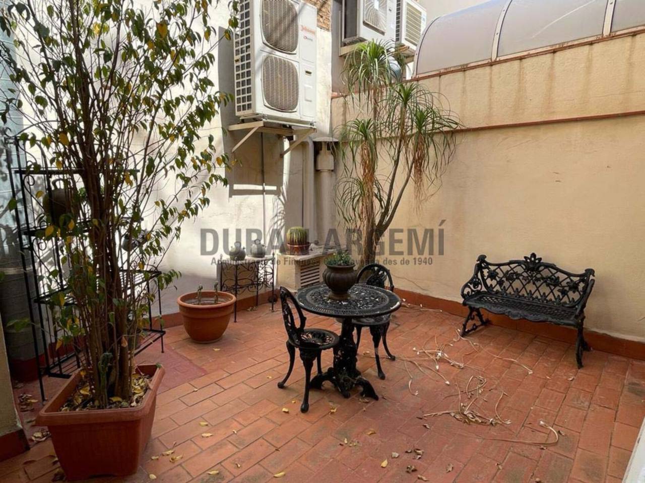 EDIFICIO EN VENTA EN PLENO CENTRO DE TERRASSA 