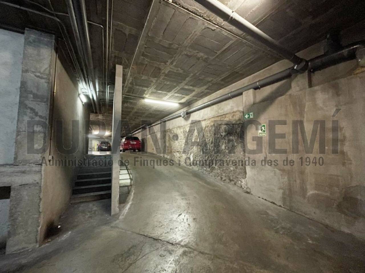 PARQUING DE LLOGUER AL CENTRE