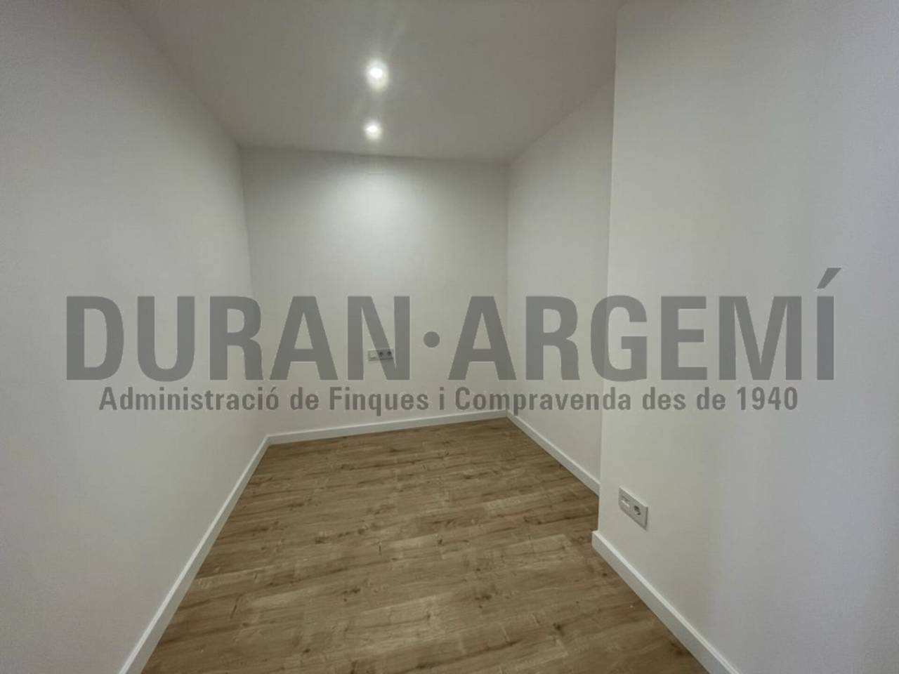 PIS DE LLOGUER AL CENTRE