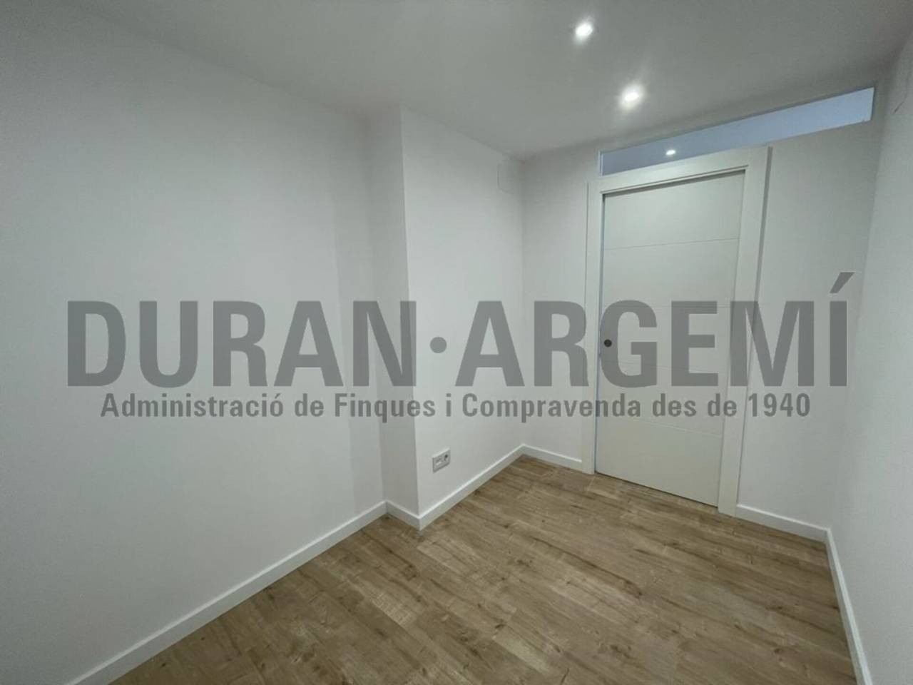PIS DE LLOGUER AL CENTRE