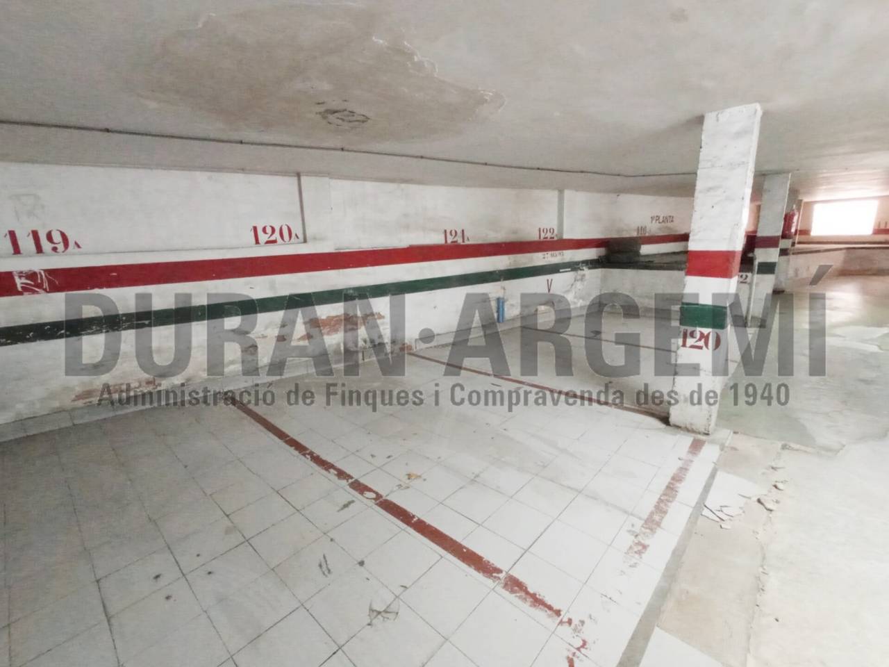 Plaça de Pàrquing en Venda a Vallparadís