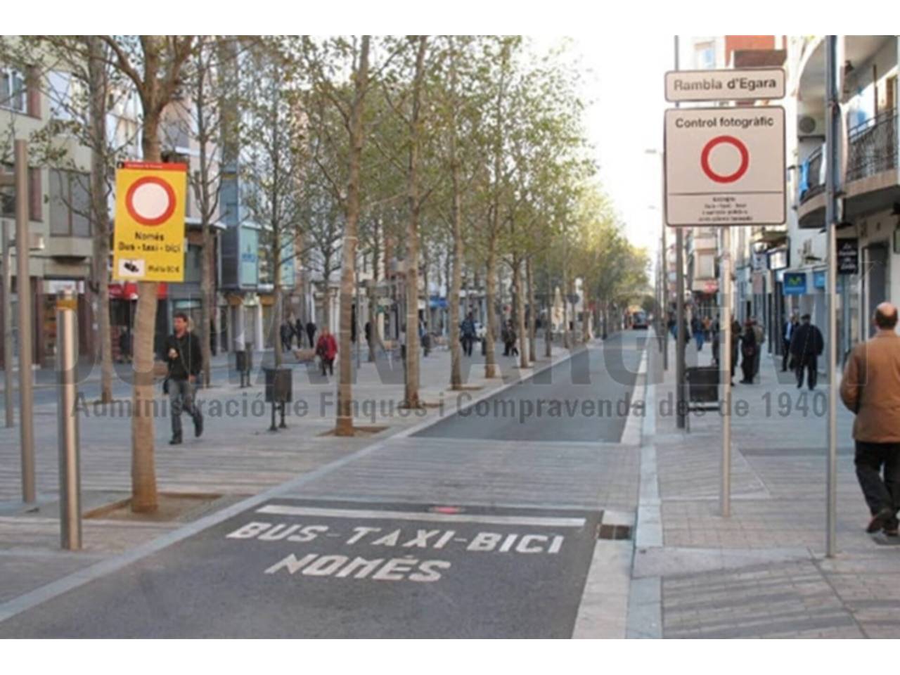  Local en Venda al Centre