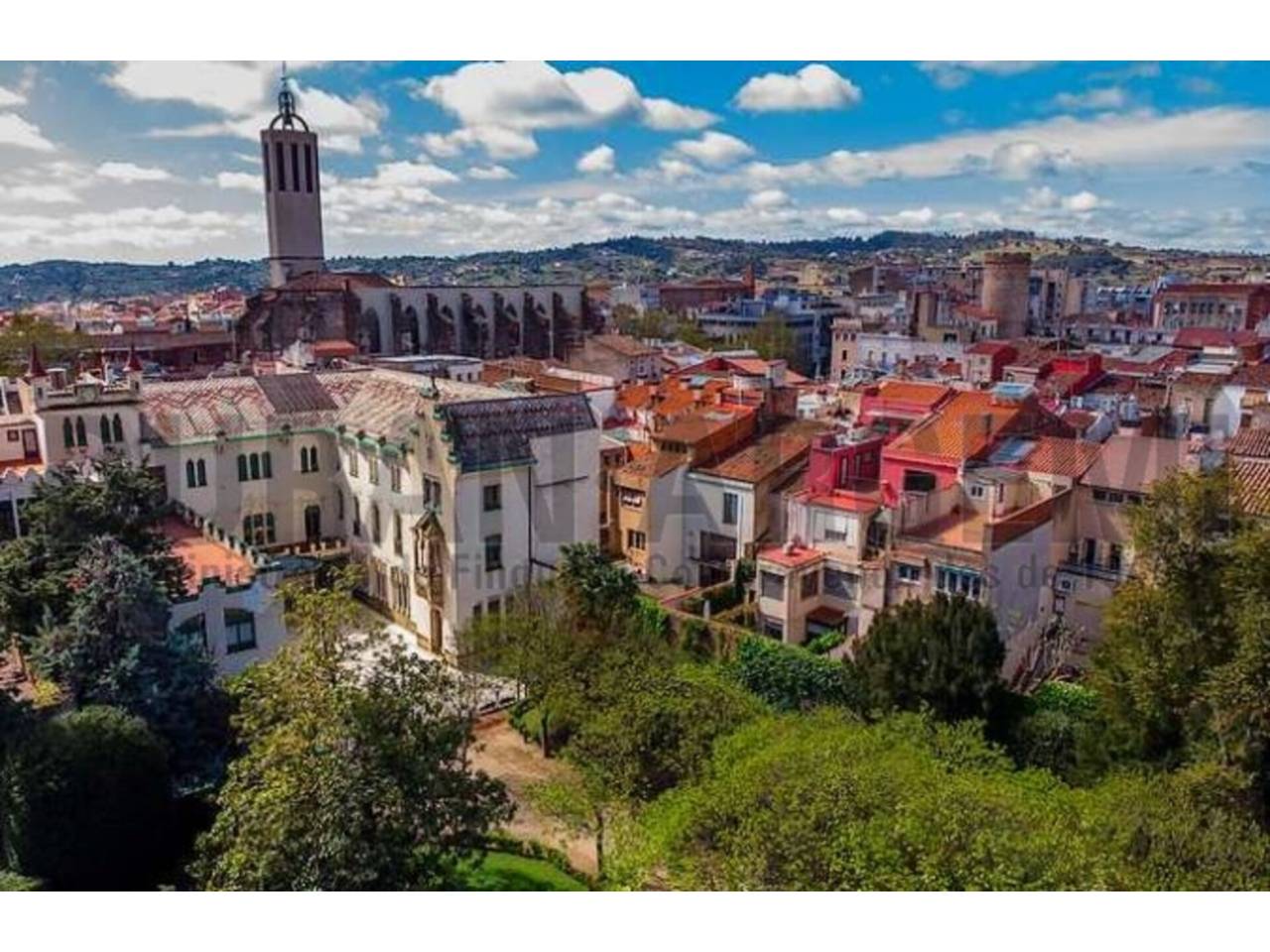  Local en Venda al Centre