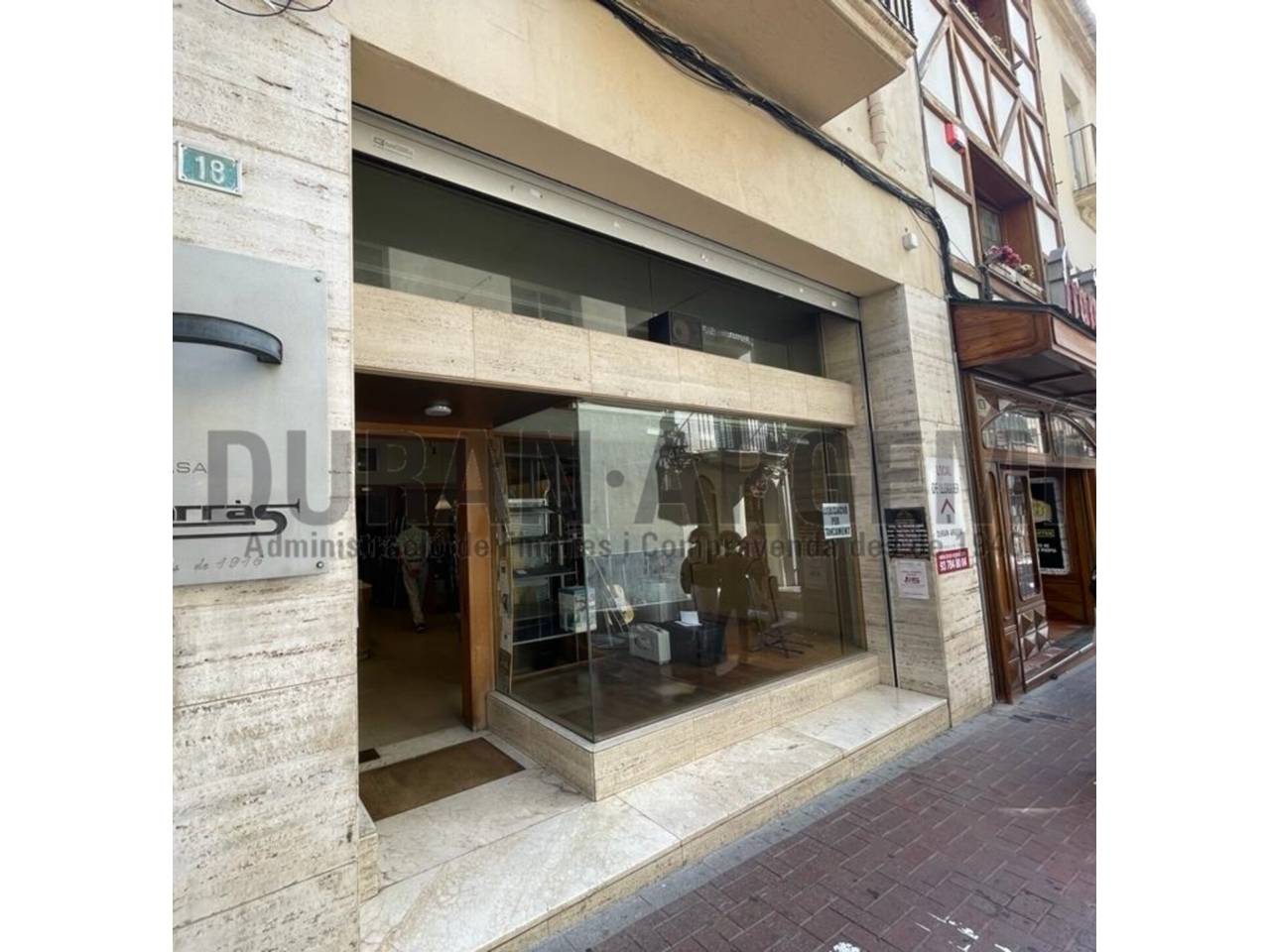 LOCAL DE LLOGUER AL CENTRE