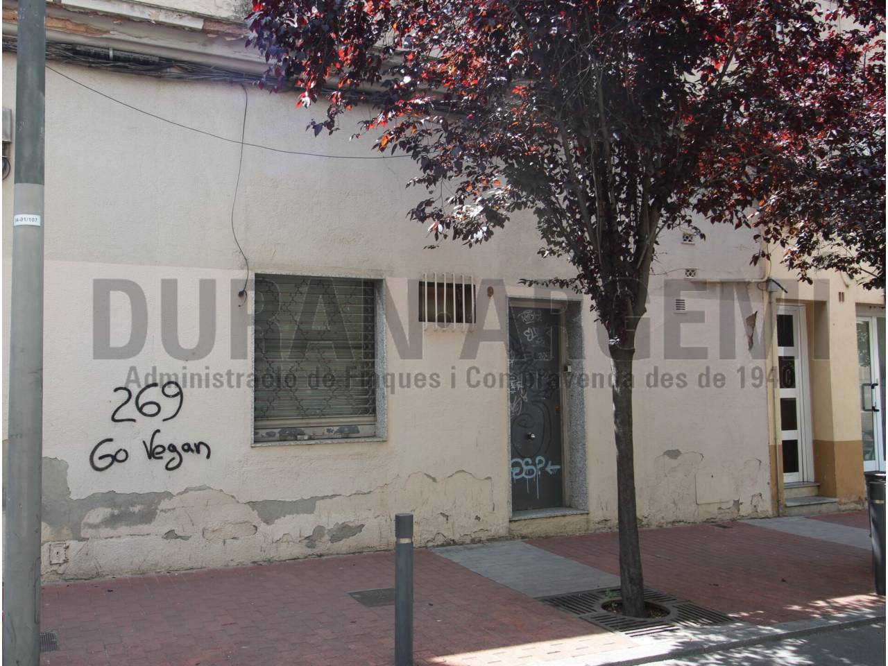 LOCAL DE LLOGUER AL CENTRE DE TERRASSA 