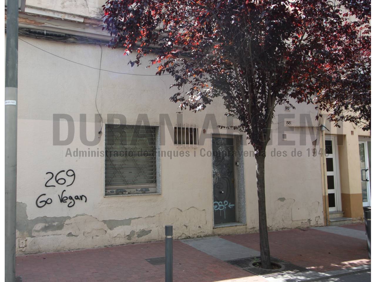 LOCAL DE LLOGUER AL CENTRE DE TERRASSA 