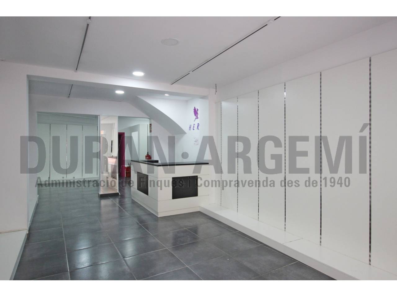 LOCAL DE LLOGUER AL CENTRE DE TERRASSA 