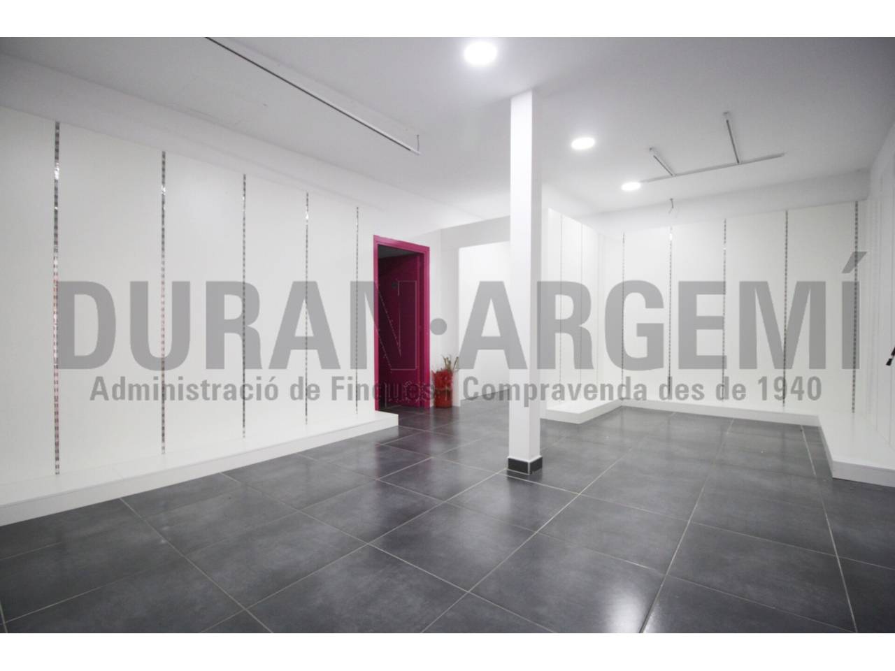 LOCAL DE LLOGUER AL CENTRE DE TERRASSA 