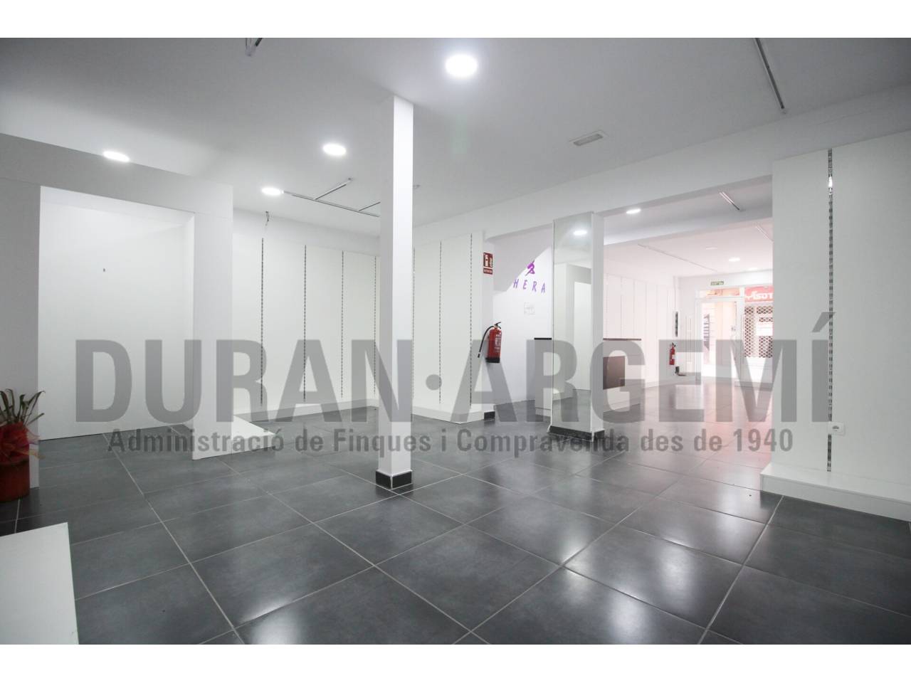 LOCAL DE LLOGUER AL CENTRE DE TERRASSA 