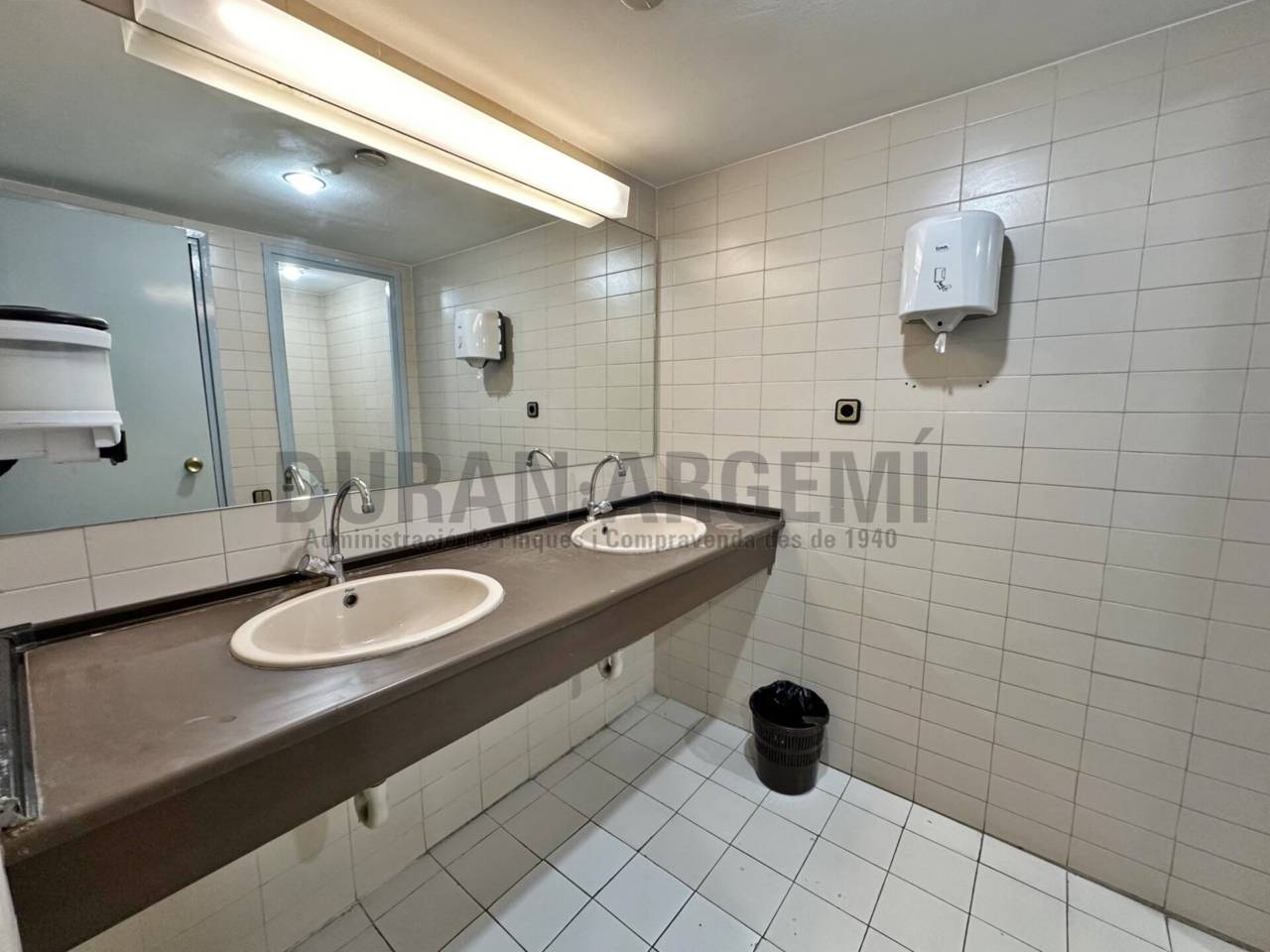 Oficina en el Eixample - Barcelona