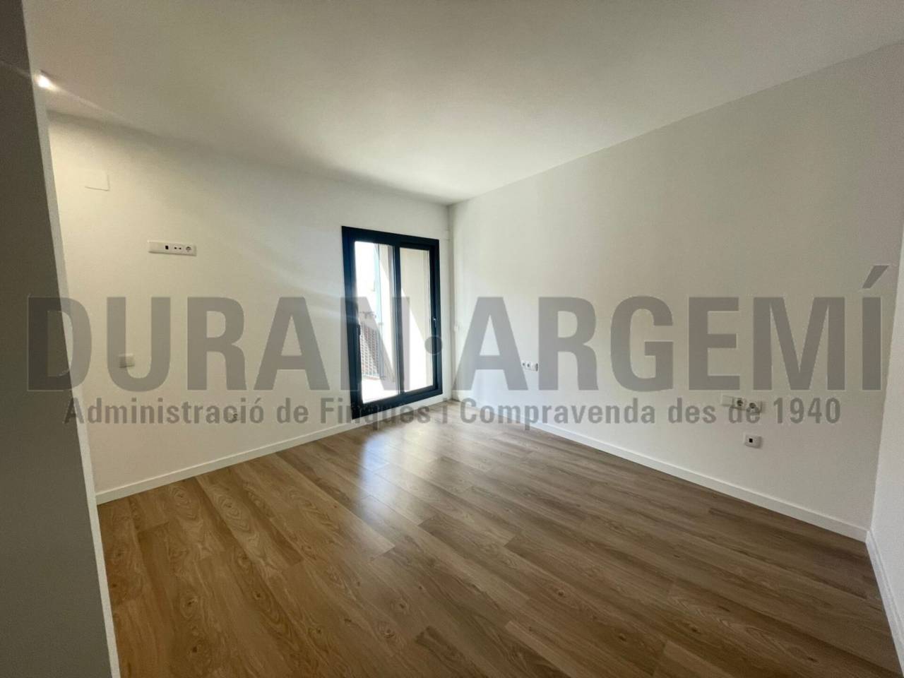 Duplex en venta en Sant Pere(08225)