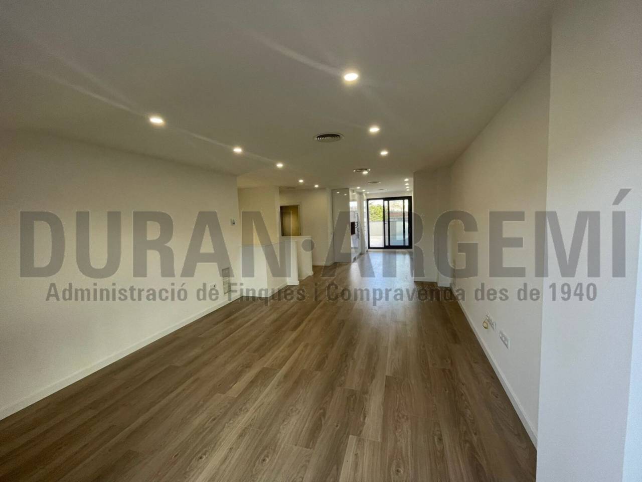 Duplex en venta en Sant Pere(08225)