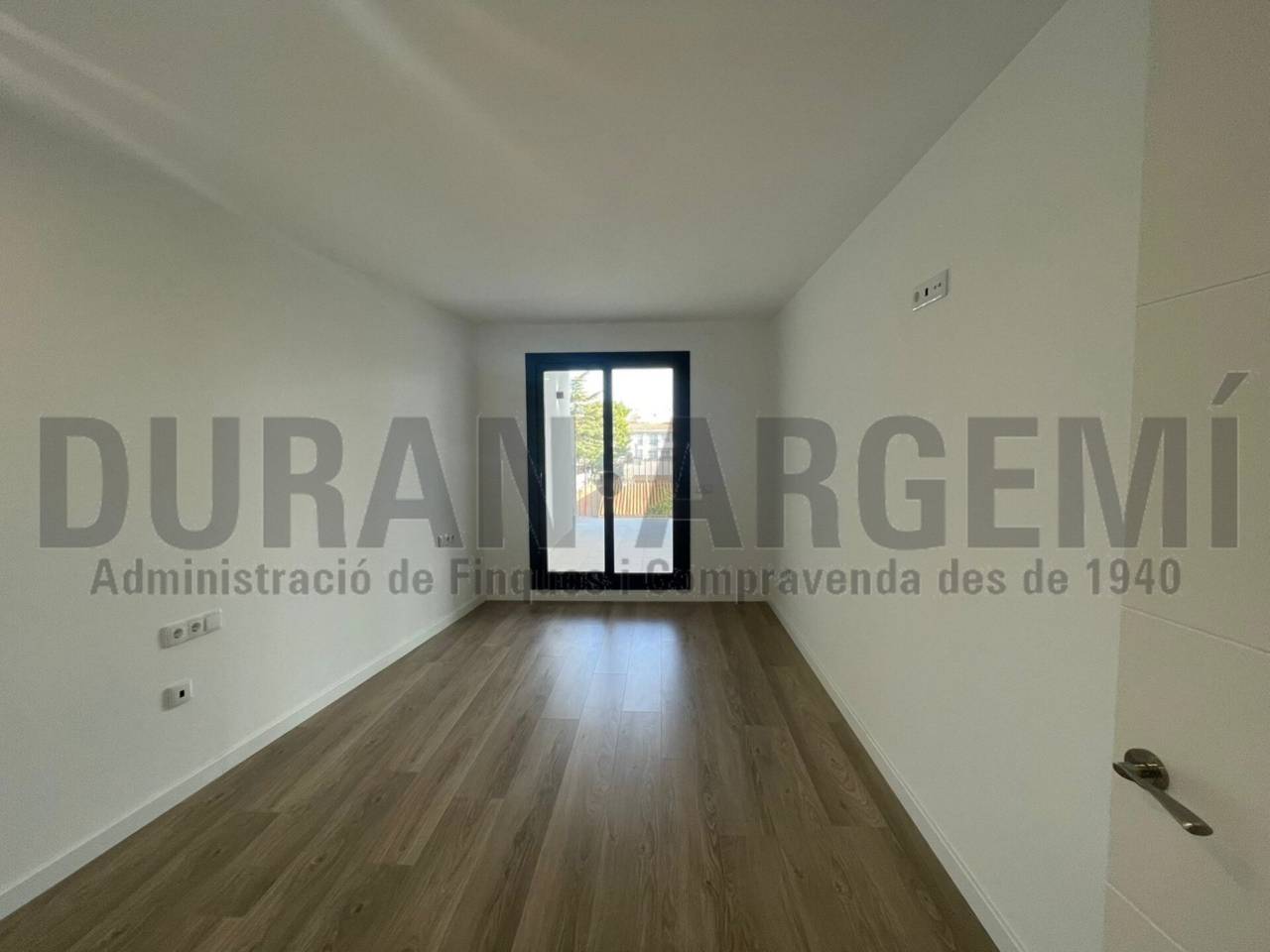 Duplex en venta en Sant Pere(08225)
