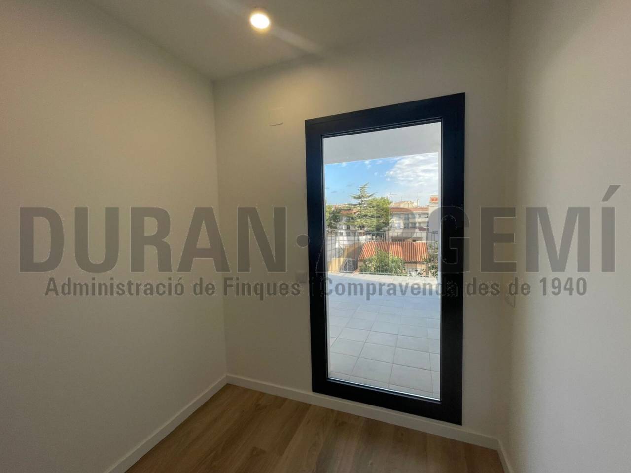 Duplex en venta en Sant Pere(08225)
