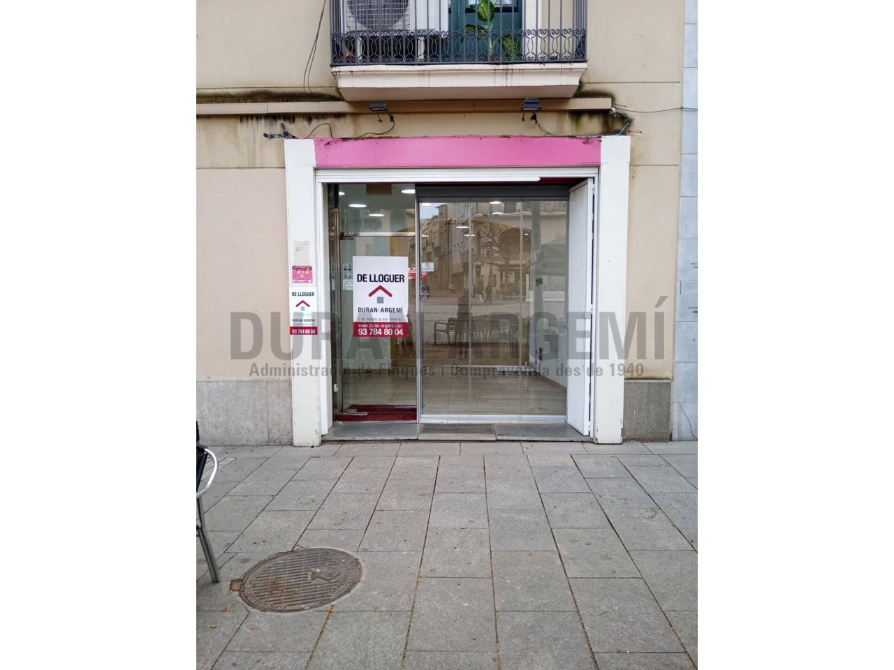 Local comercial de lloguer a la Plaça Vella