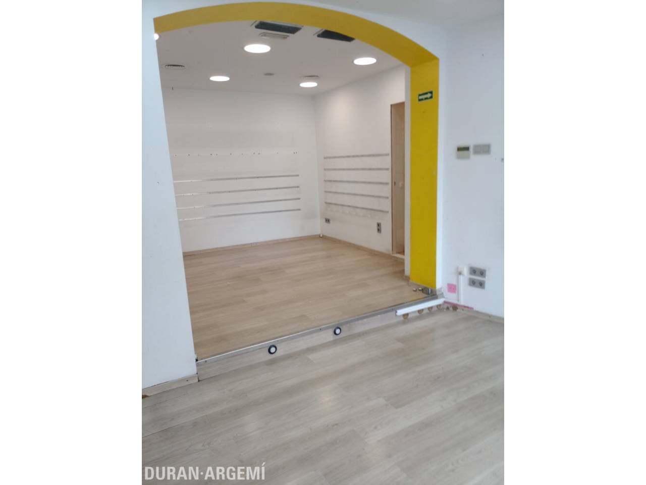Local comercial en alquiler en la Plaza Vieja