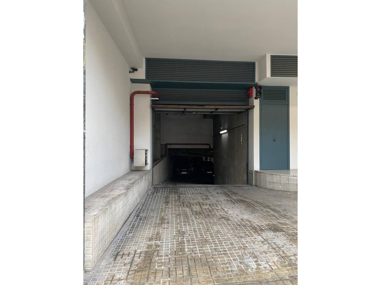 Plaça d'aparcament en venda al carrer Sant Leopold * Cotxe petit