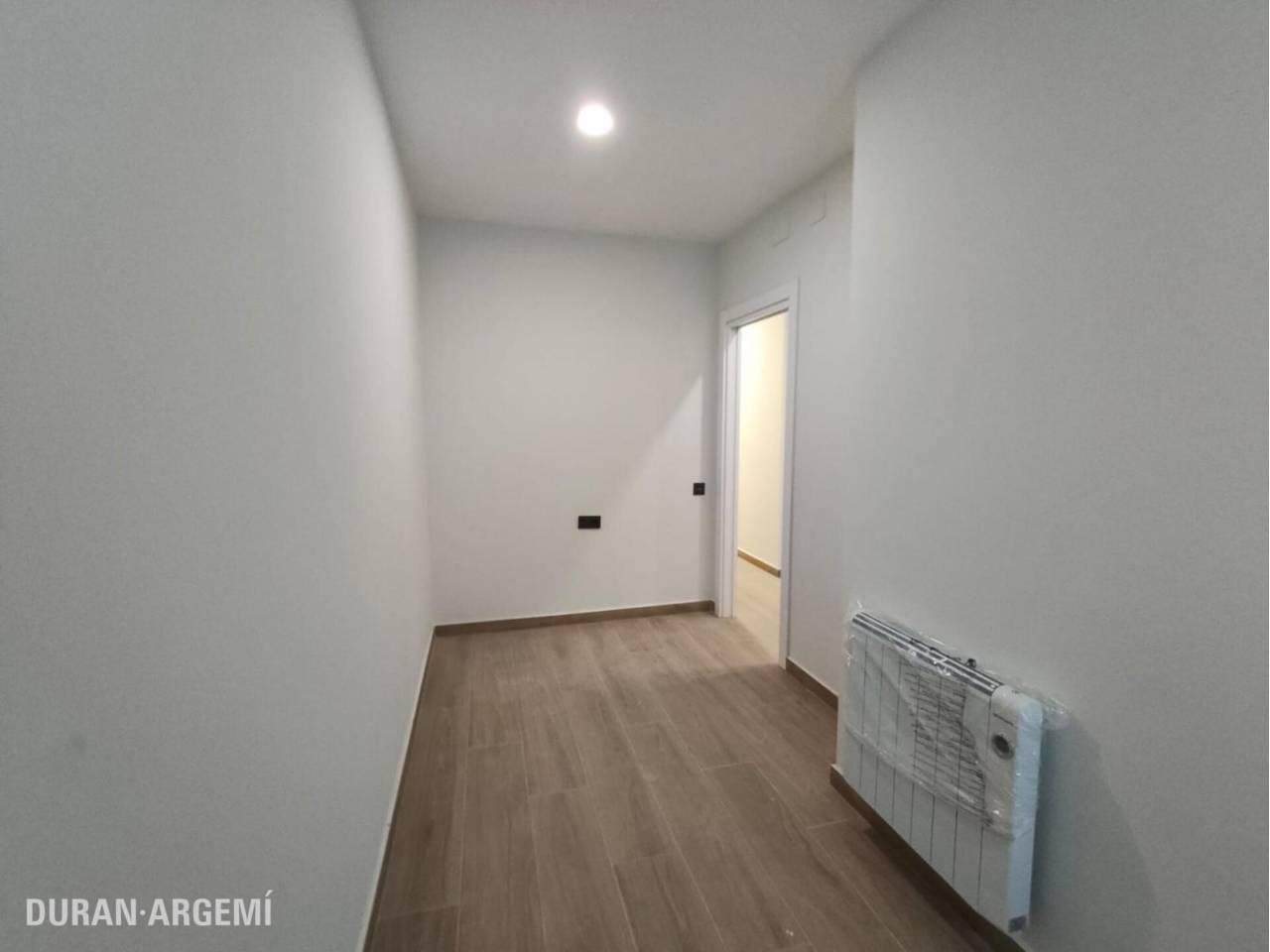 Bajos con patio en venta en Ca n'Aurell