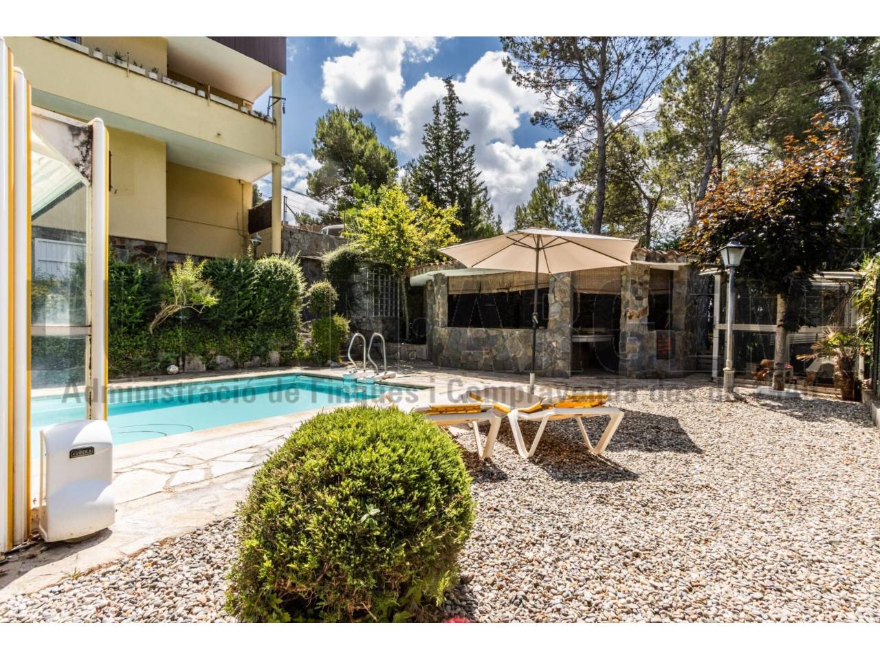 Chalet en venta en Castellar del Vallés