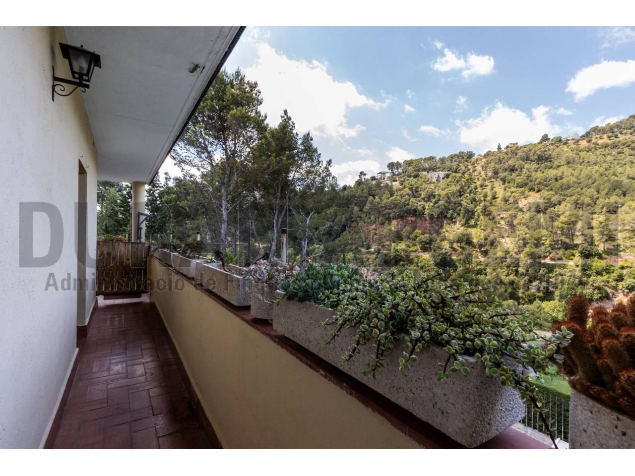 Chalet en venta en Castellar del Vallés