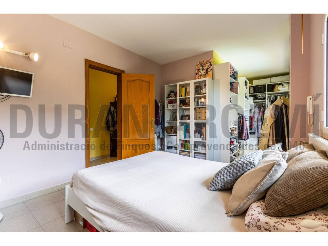 Chalet en venta en Castellar del Vallés