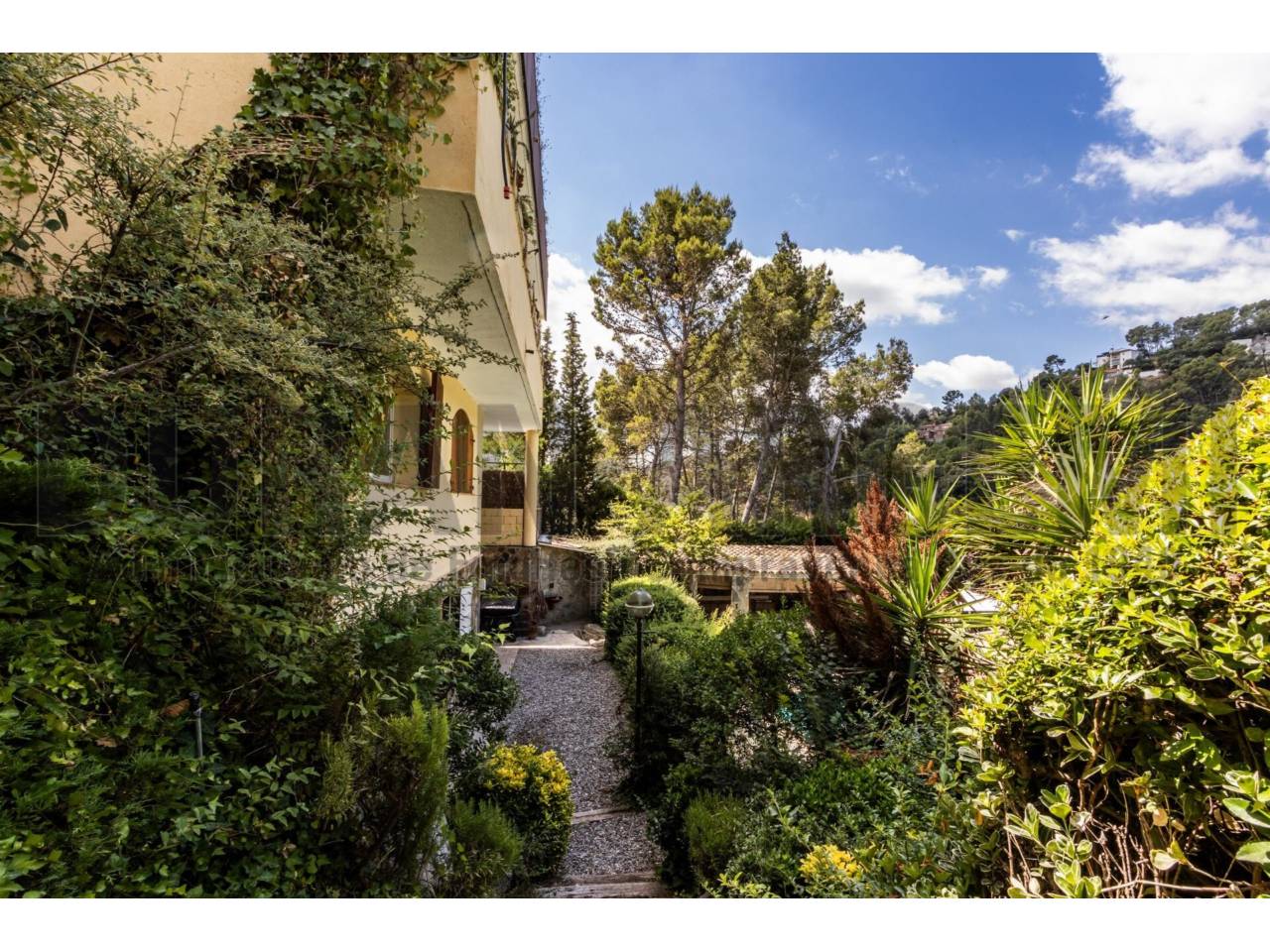 Chalet en venta en Castellar del Vallés