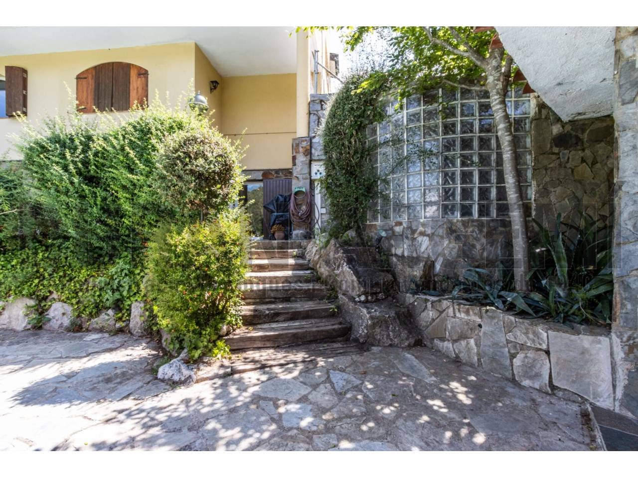 Chalet en venta en Castellar del Vallés