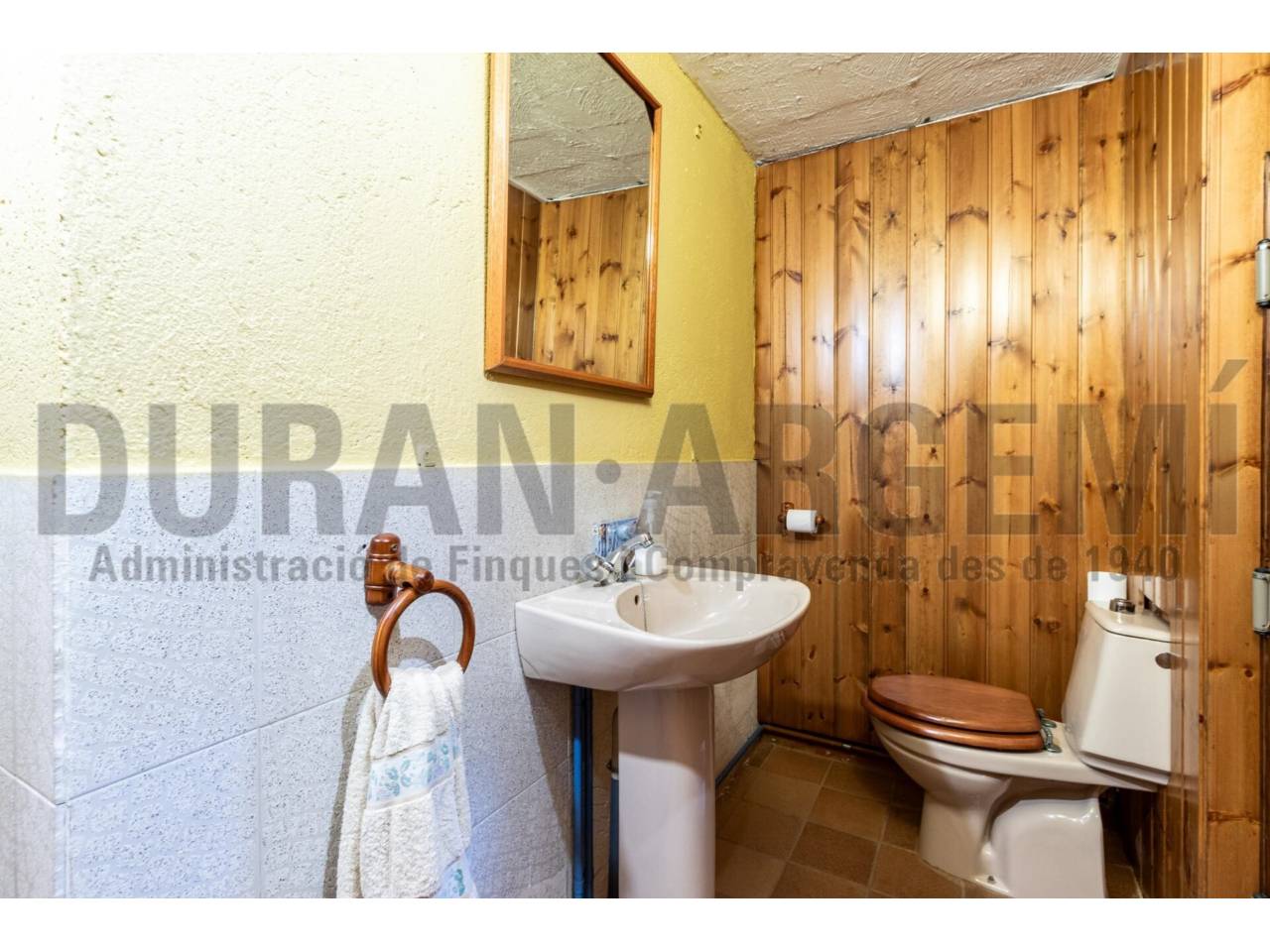 Chalet en venta en Castellar del Vallés