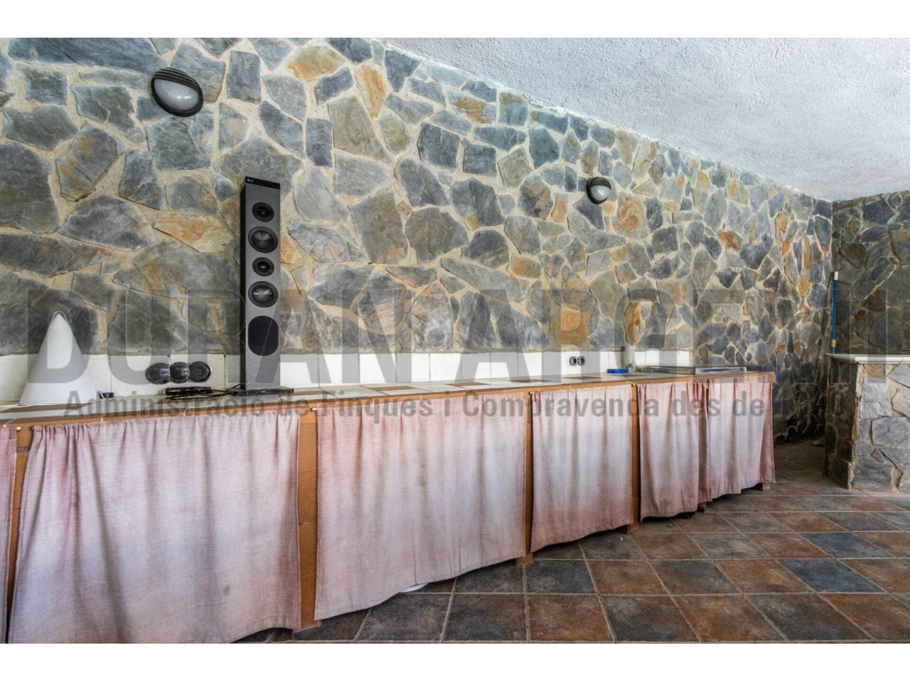 Chalet en venta en Castellar del Vallés