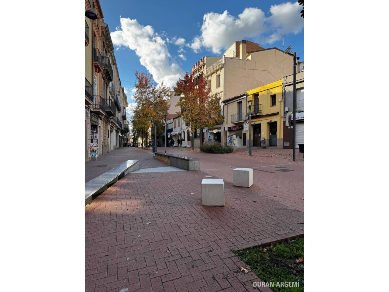 LOCAL EN VENDA - LLOGAT - EXCEL·LENT INVERSIÓ