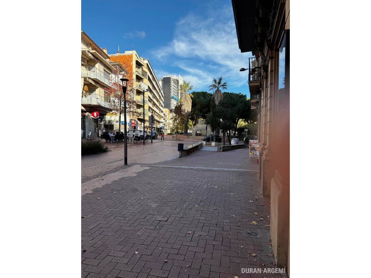 LOCAL EN VENDA - LLOGAT - EXCEL·LENT INVERSIÓ