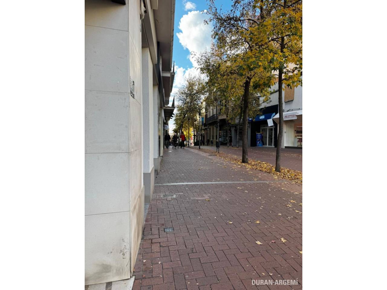 LOCAL EN VENDA - LLOGAT - EXCEL·LENT INVERSIÓ