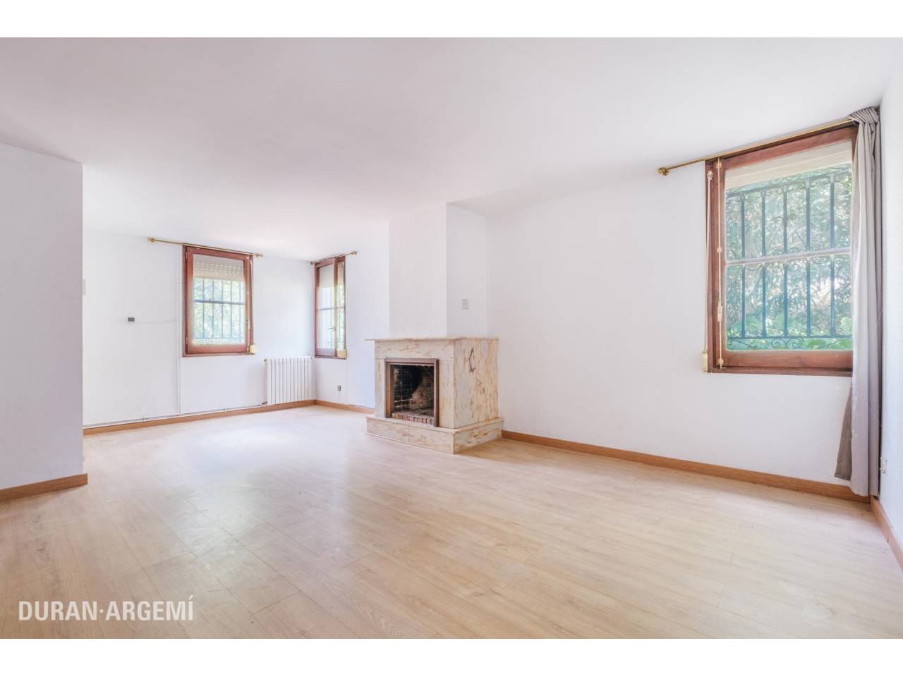 Casa en Venta en Terrassa - la Font de la Espardenyera